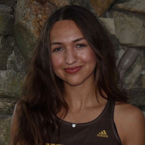 Meet your Posher, Ana - Picture 1 of 1